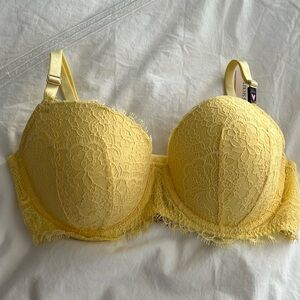 Victoria's Secret Dream Angel demi bra. Size 34DD
